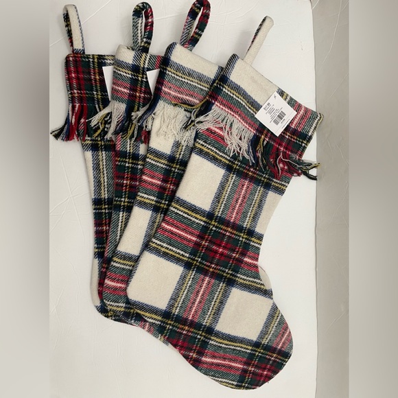 Hobby Lobby Holiday 4 Flannel Plaid Stockings And Plaid Tree Skirt